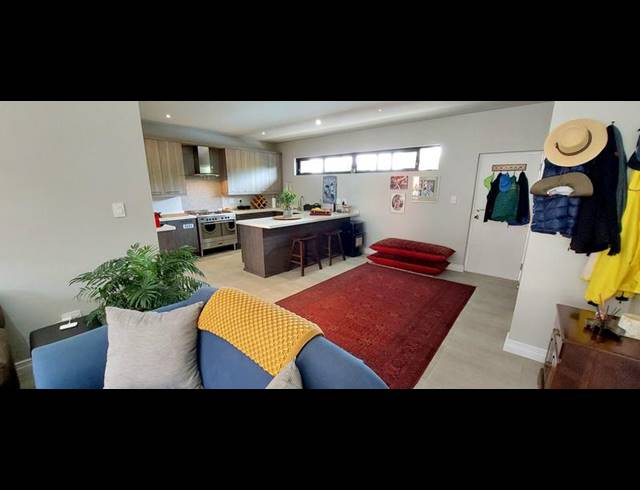 2 BEDROOM APARTMENT FOR SALE IN MENLO PARK